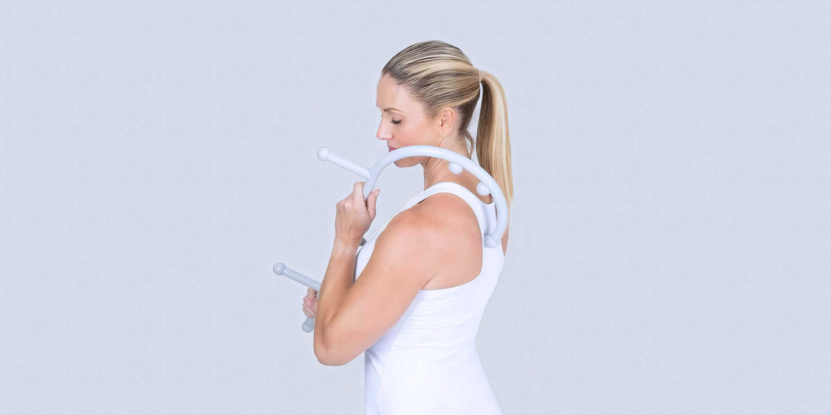 Easy Massage Techniques for Upper Back Pain — Vive Health